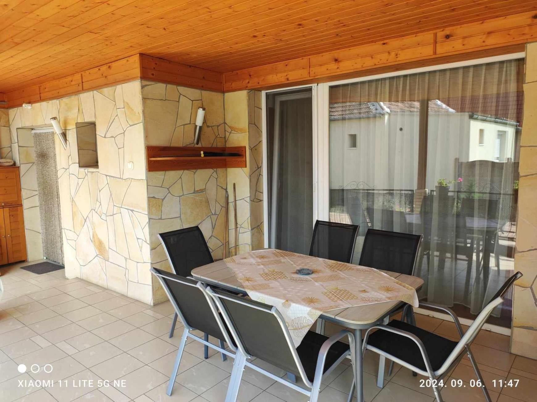Aranyhal Apartman Sárvár Buitenkant foto